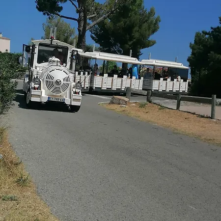 Rez De Jardin Cap Esterel Renove Et Climatise Daire *