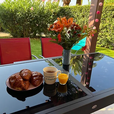 Appartement Rez De Jardin Cap Esterel Renove Et Climatise Saint-Raphaël